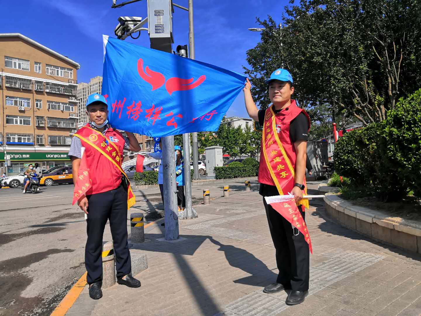 <strong>国内肏屄片在线</strong>